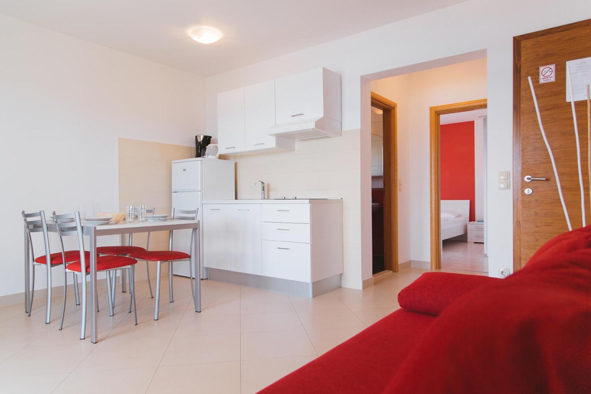 Apartments Sea View Omis Room photo
