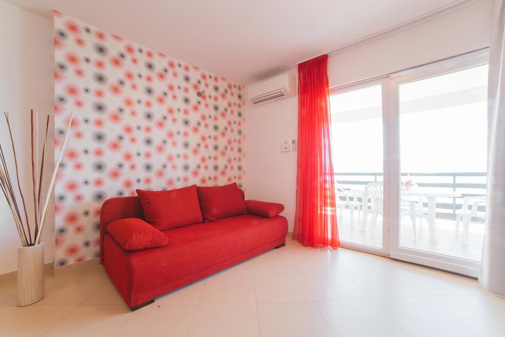 Apartments Sea View Omis Exterior photo