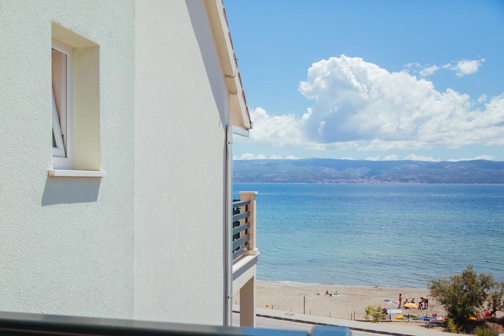 Apartments Sea View Omis Exterior photo