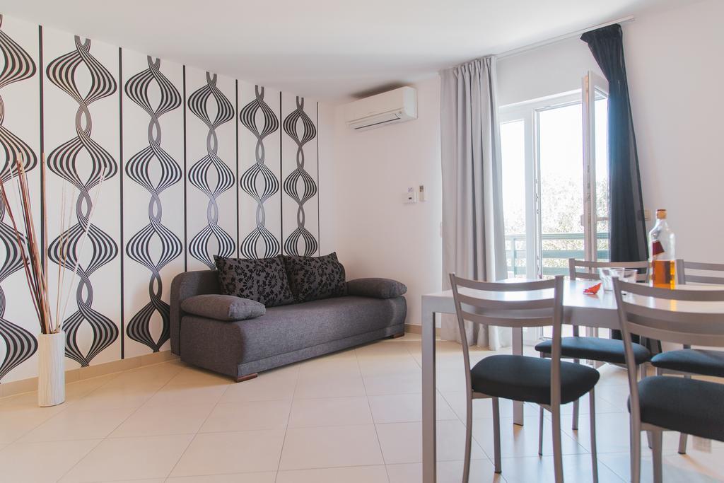 Apartments Sea View Omis Exterior photo